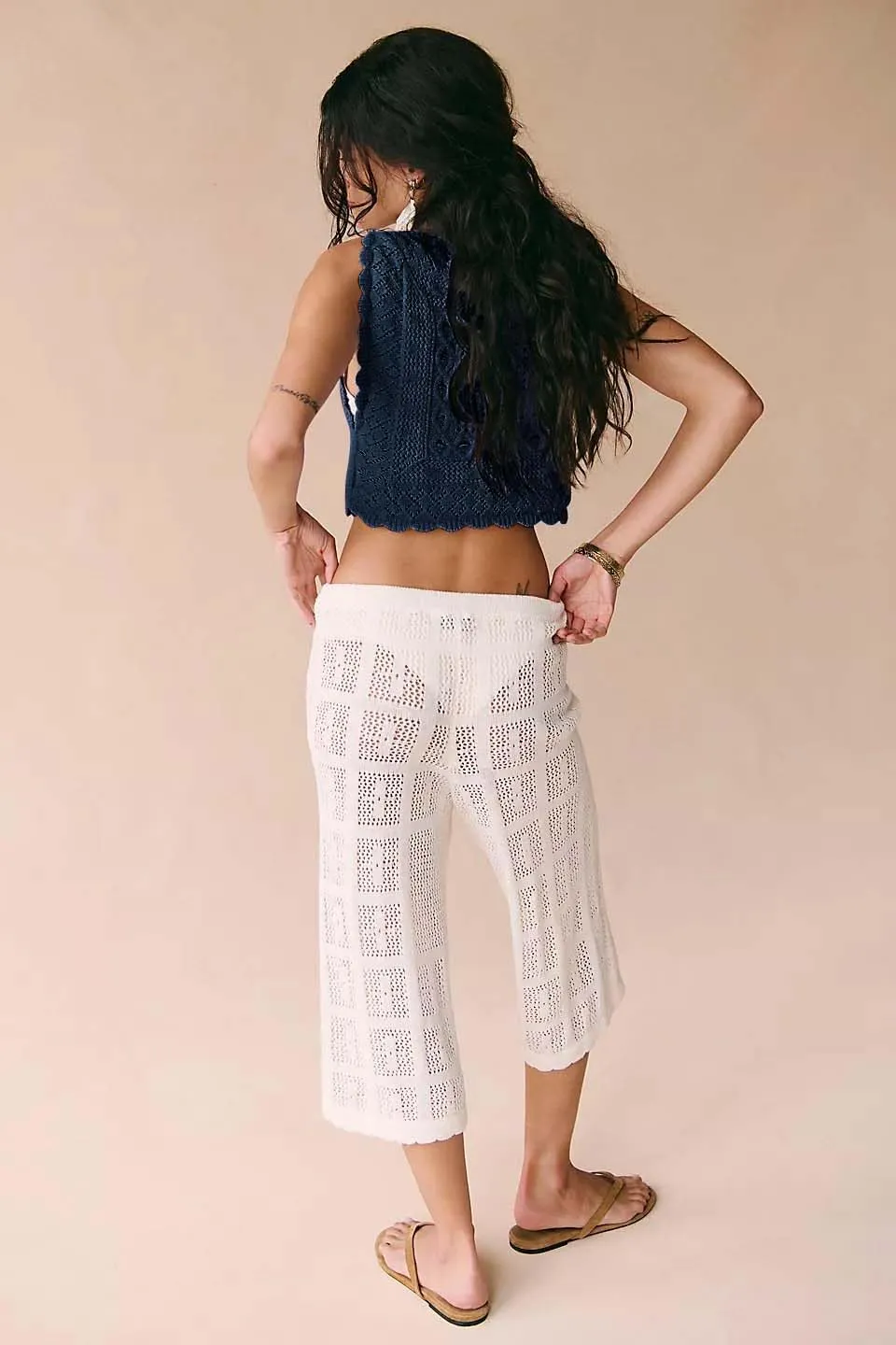 Amiblvowa Knit Vest Top Women Y2k Sexy Summer Slim Fit Crewneck Tank Sleeveless Going Out Knitted Cropped Crochet Sweater