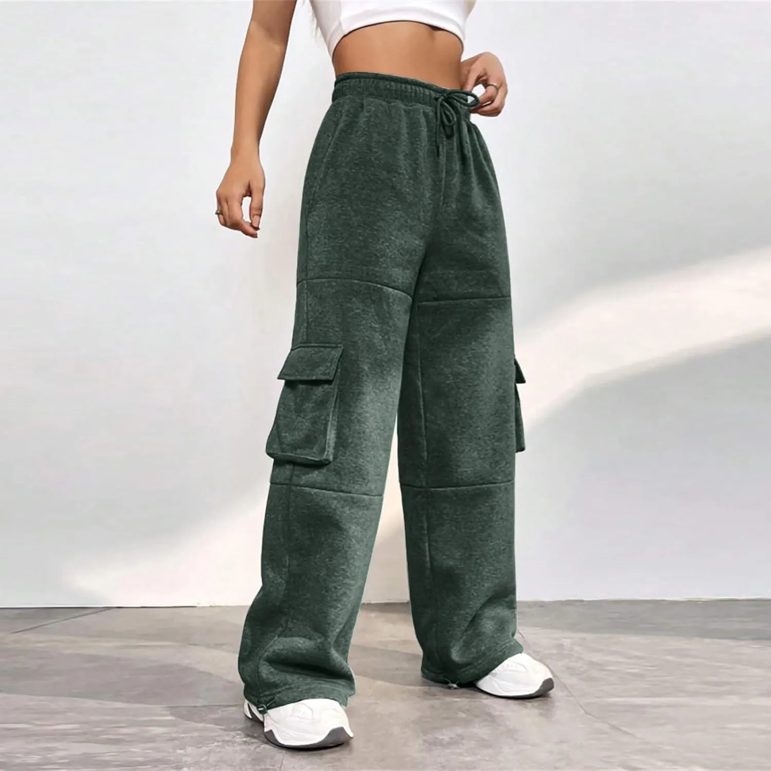 Cargo Sweatpants for Women Fleece Lined Cute Y2k Baggy Sweatpants Casual Drawstring High Waisted Joggers with Pockets