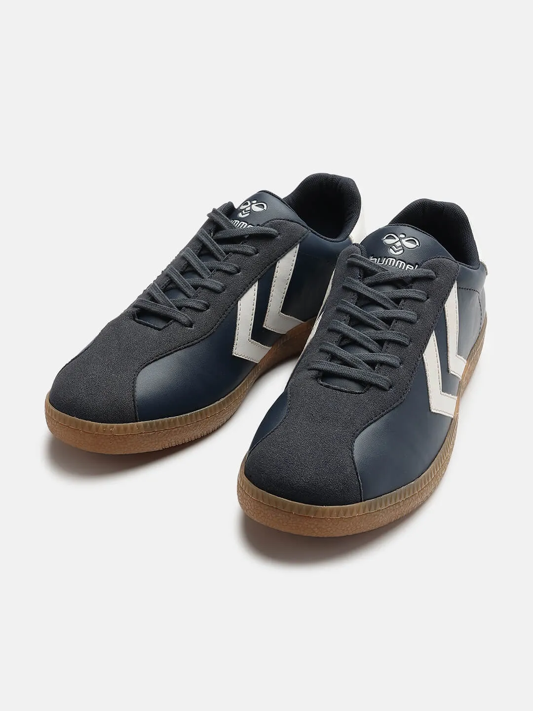 Classic Triumph Men Casual Lace-up Sneaker