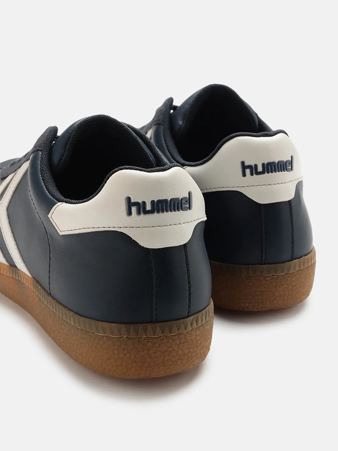 Classic Triumph Men Casual Lace-up Sneaker