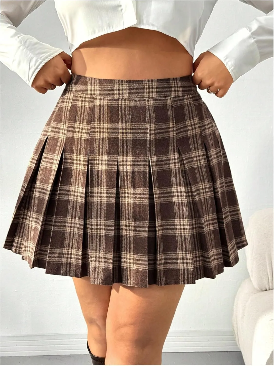 Floerns Women's Plus Size Plaid Print High Waist Mini Skirt Uniform Pleated A Line Skirts