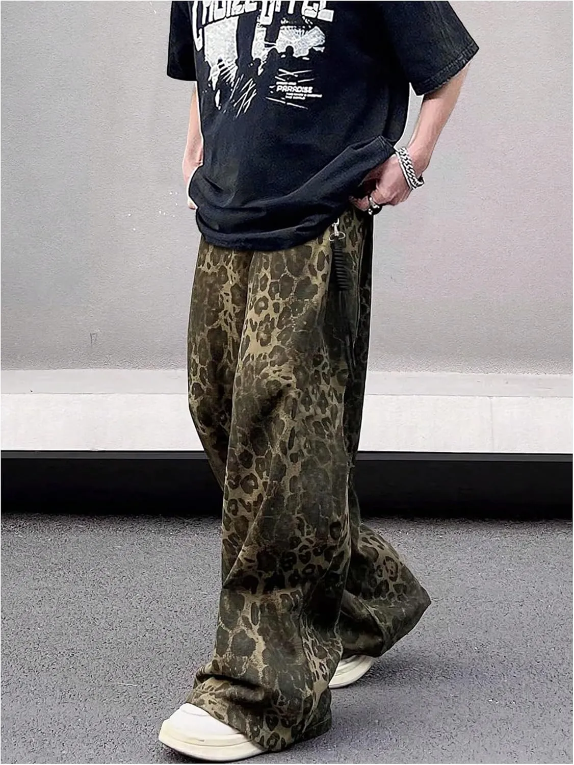 MakeMeChic Men's Leopard Print Drawstring Wide Leg Trousers Straight Pocket Loose Streetwear Pants