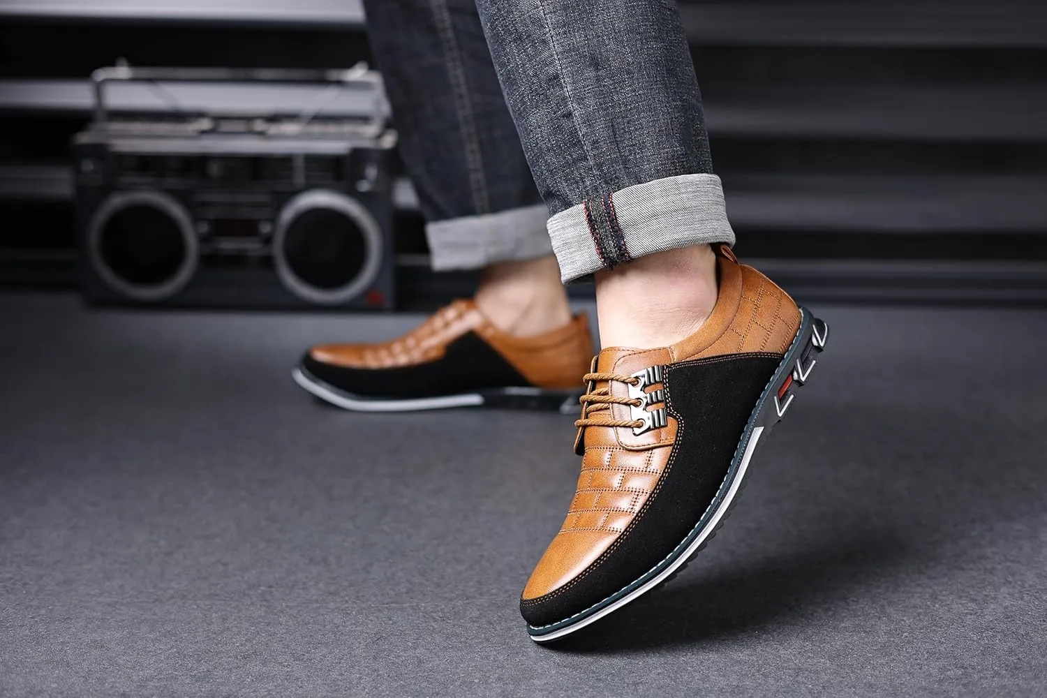 Men's Two-Tone Oxford Dress Shoes, Quilted Leather, Casual Business