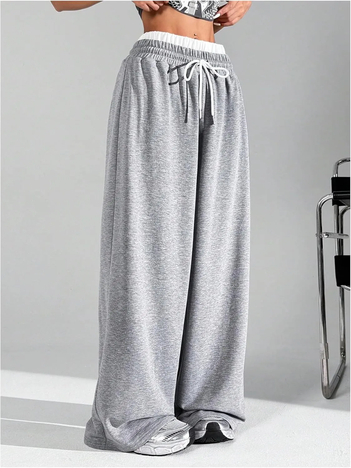 OYOANGLE Women's Drawstring Elastic Waist Straight Leg Long Pants Loose Casual Athletic Trousers Sweatpants