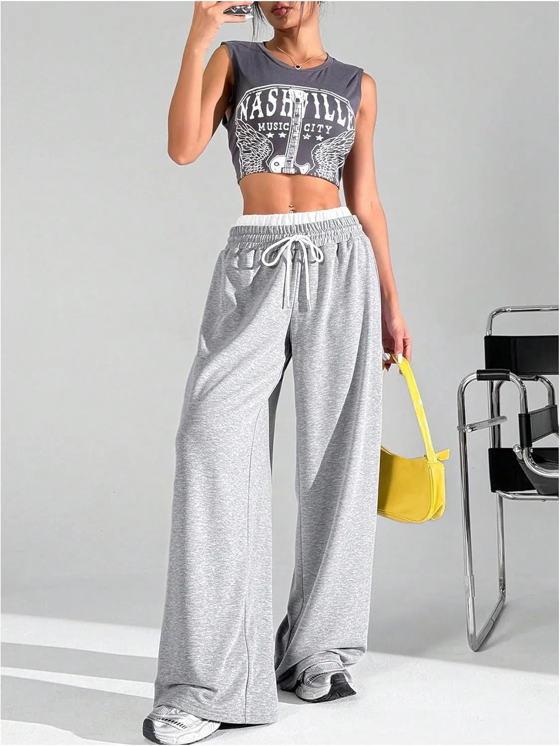 OYOANGLE Women's Drawstring Elastic Waist Straight Leg Long Pants Loose Casual Athletic Trousers Sweatpants