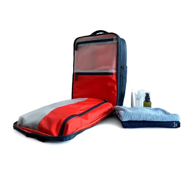 Quiver X Multifunction Bag