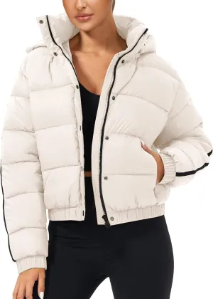 Tankaneo Womens Cropped Puffer Jacket Hooded Quilted Contrast Trim Short Down Coats Outerwear Winter Outfits