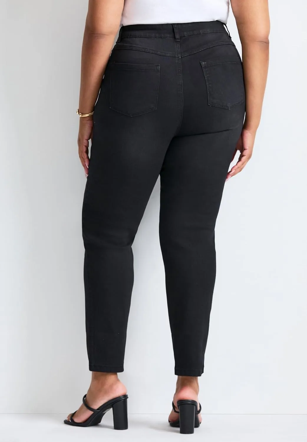 Women's Plus Size Butter Denim Straight Leg Jean